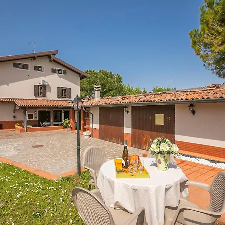Oasi With Private Pool - Happy